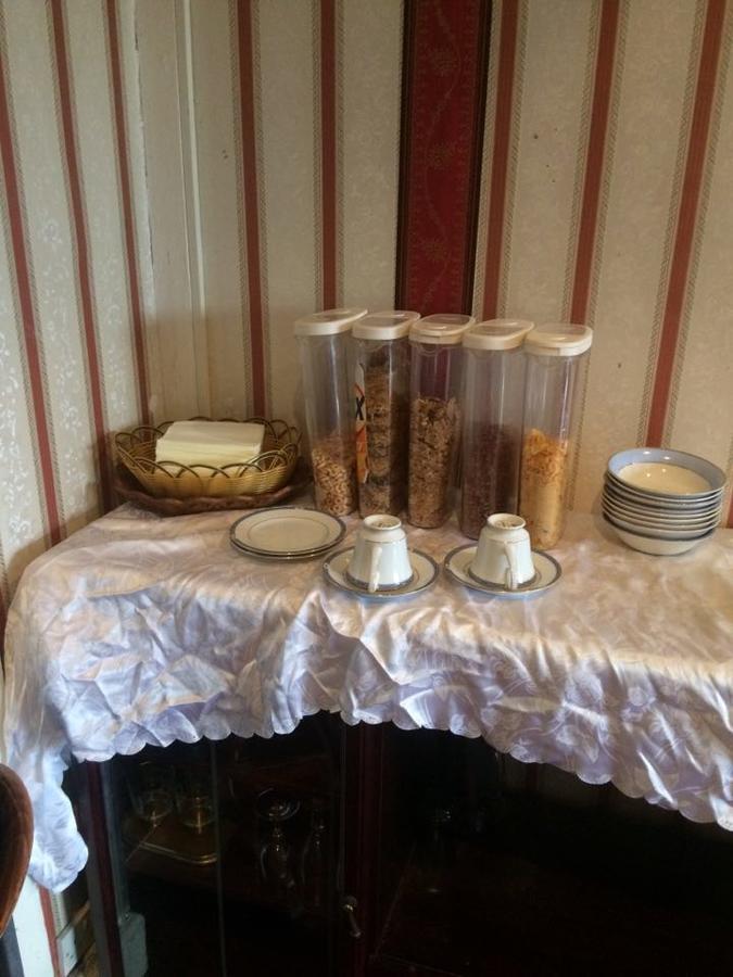 Harrow Bed & Breakfast Харроу Экстерьер фото